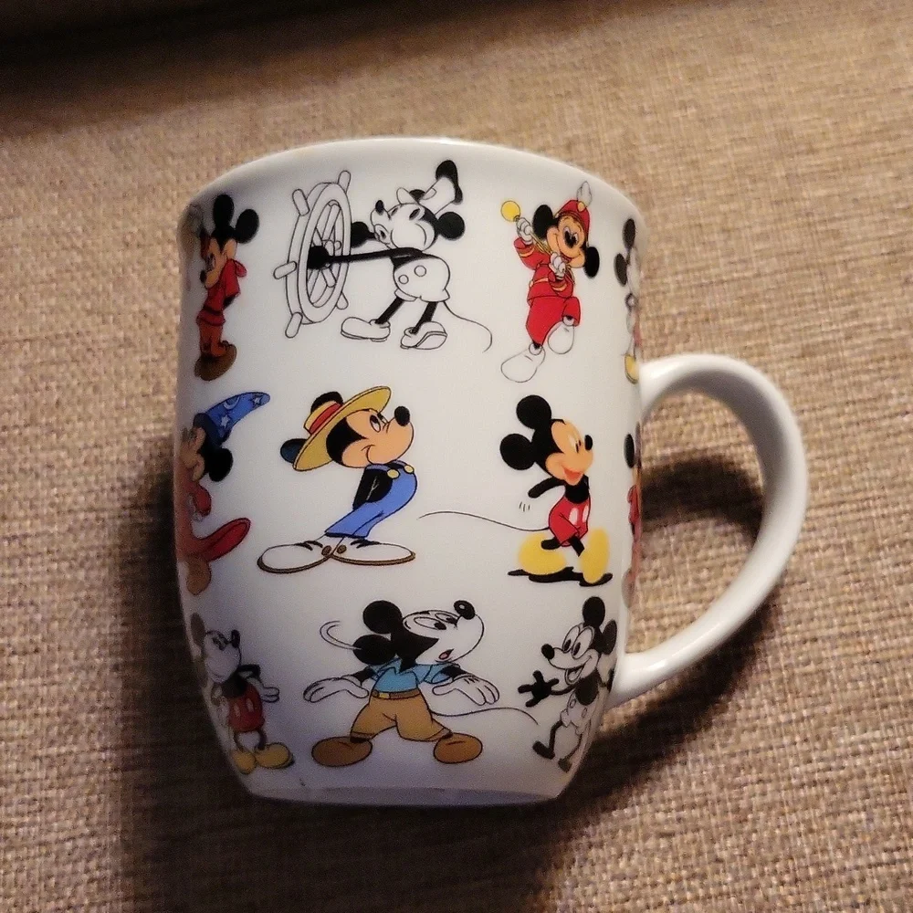 Disney 90th Mickey Celebration 16oz Porcelain Mug. NWT